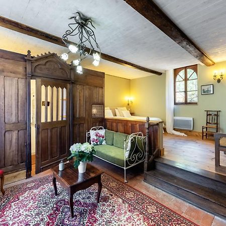 Domaine Le Castelet Bed & Breakfast Castres  Bagian luar foto