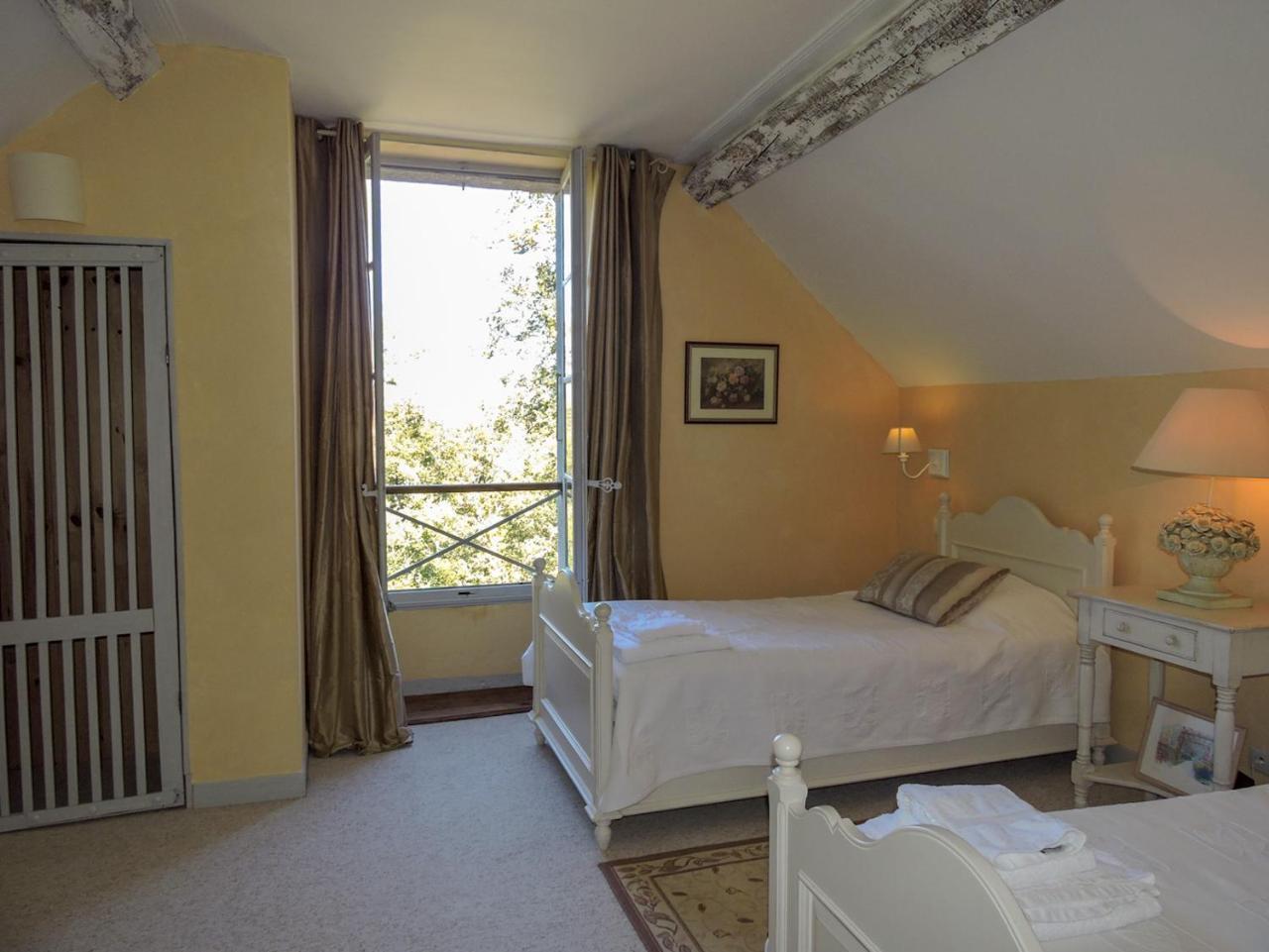 Domaine Le Castelet Bed & Breakfast Castres  Bagian luar foto