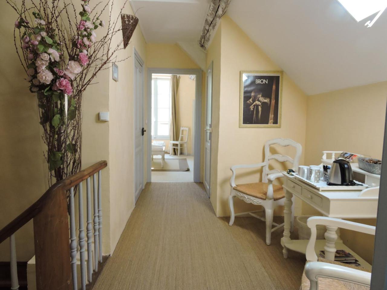 Domaine Le Castelet Bed & Breakfast Castres  Bagian luar foto
